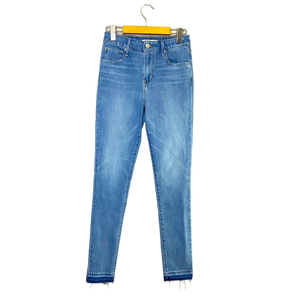 LEVIS | Womens High Rise Skinny 721 Light Blue Wash Jeans Mom Jean Style Size 28